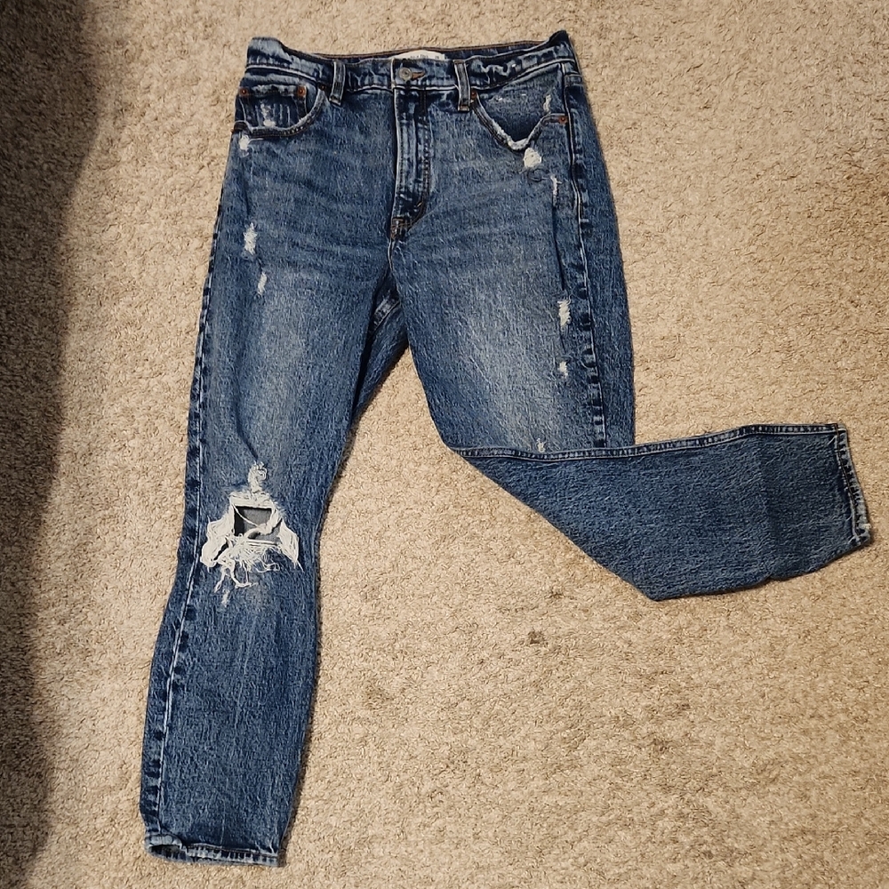 Abercrombie & Fitch The Skinny High Rise Jeans